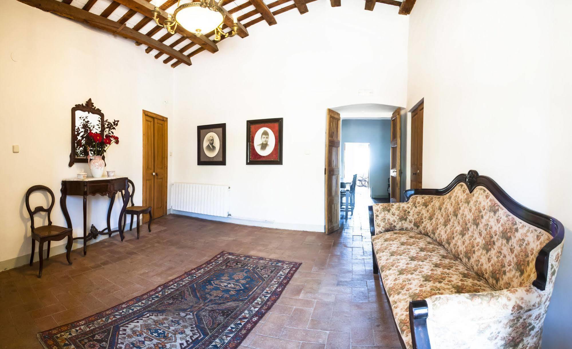 Can Casadella Premia De Dalt